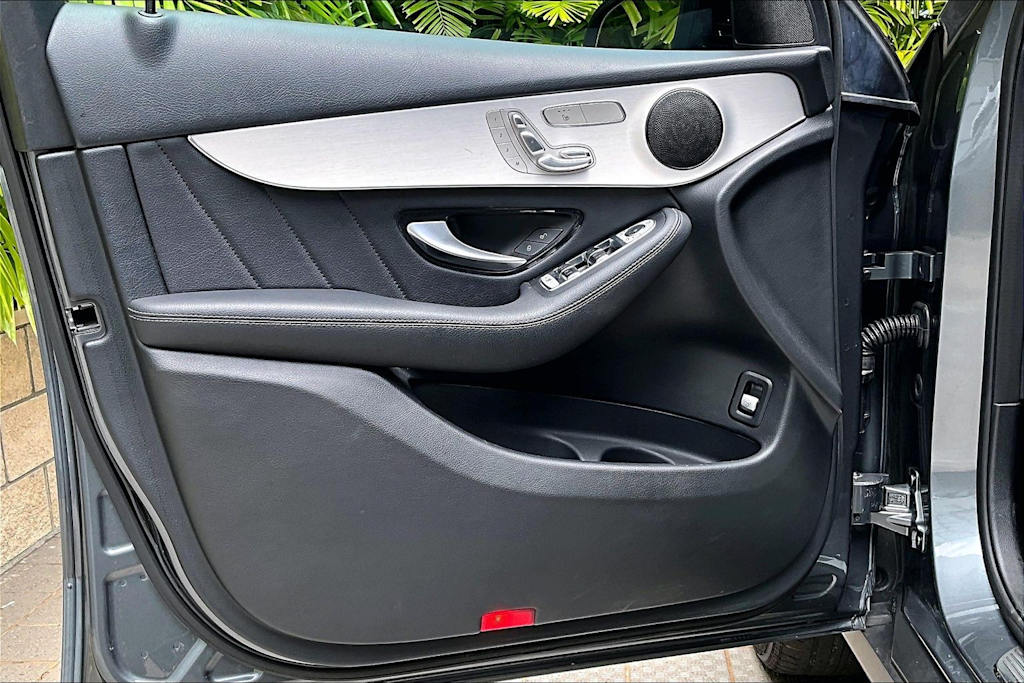 Thumbnail: 2019 Mercedes-Benz GLC - 27