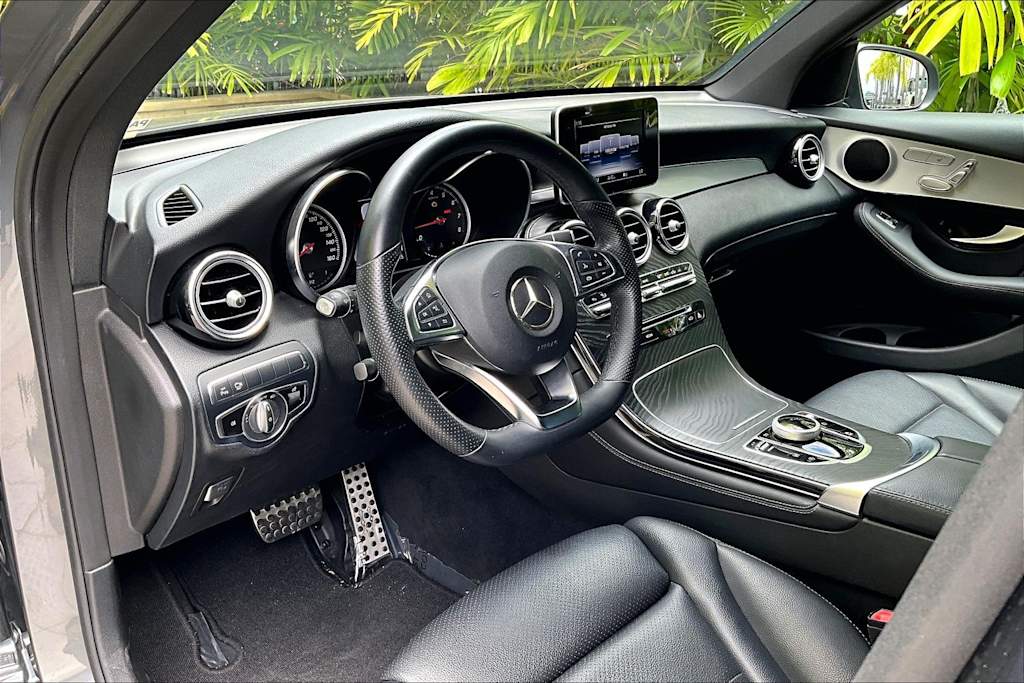Thumbnail: 2019 Mercedes-Benz GLC - 2