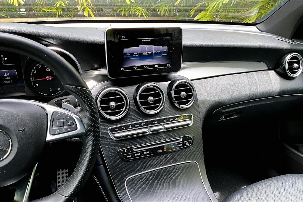 Thumbnail: 2019 Mercedes-Benz GLC - 15