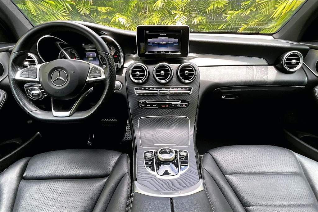 Thumbnail: 2019 Mercedes-Benz GLC - 10