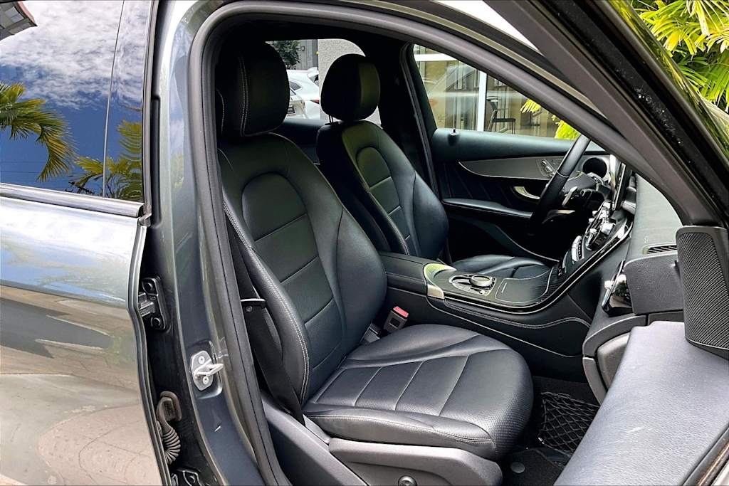 Thumbnail: 2019 Mercedes-Benz GLC - 12