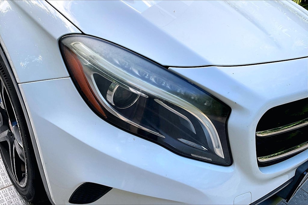Thumbnail: 2015 Mercedes-Benz GLA - 31