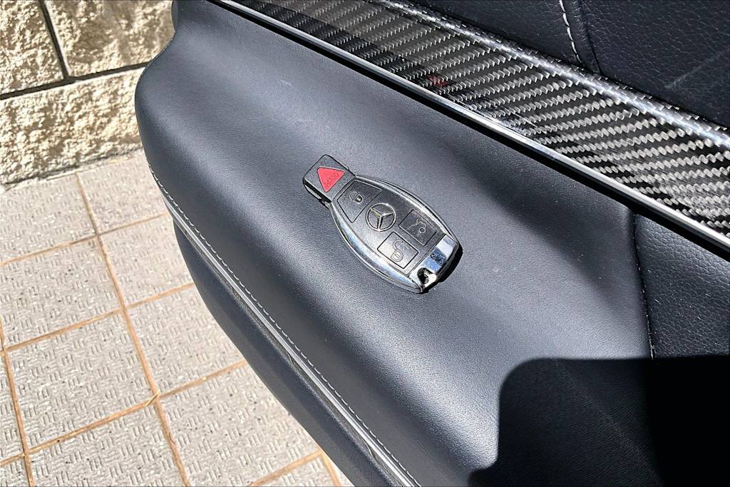 Thumbnail: 2015 Mercedes-Benz S-Class - 22