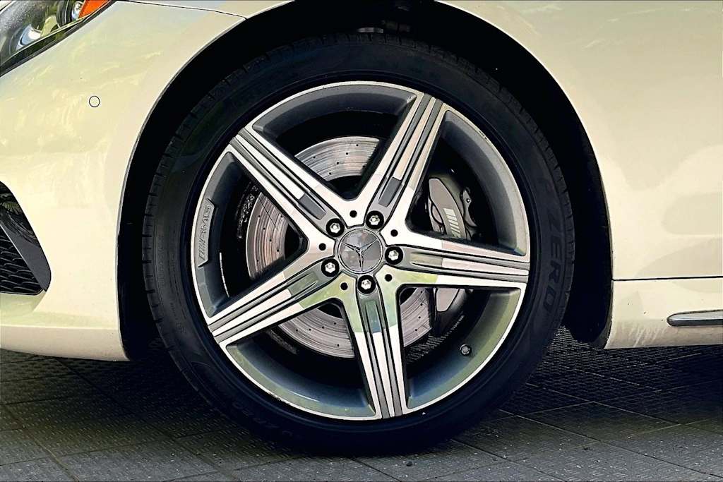 Thumbnail: 2015 Mercedes-Benz S-Class - 8