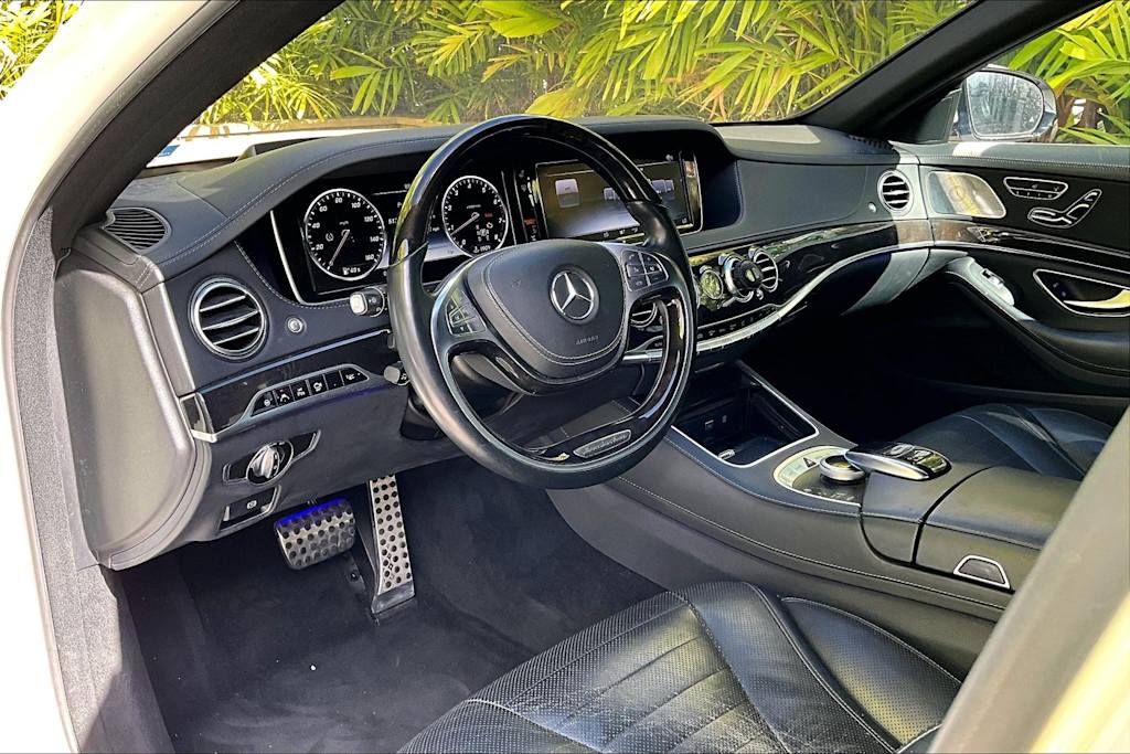 Thumbnail: 2016 Mercedes-Benz S-Class - 2