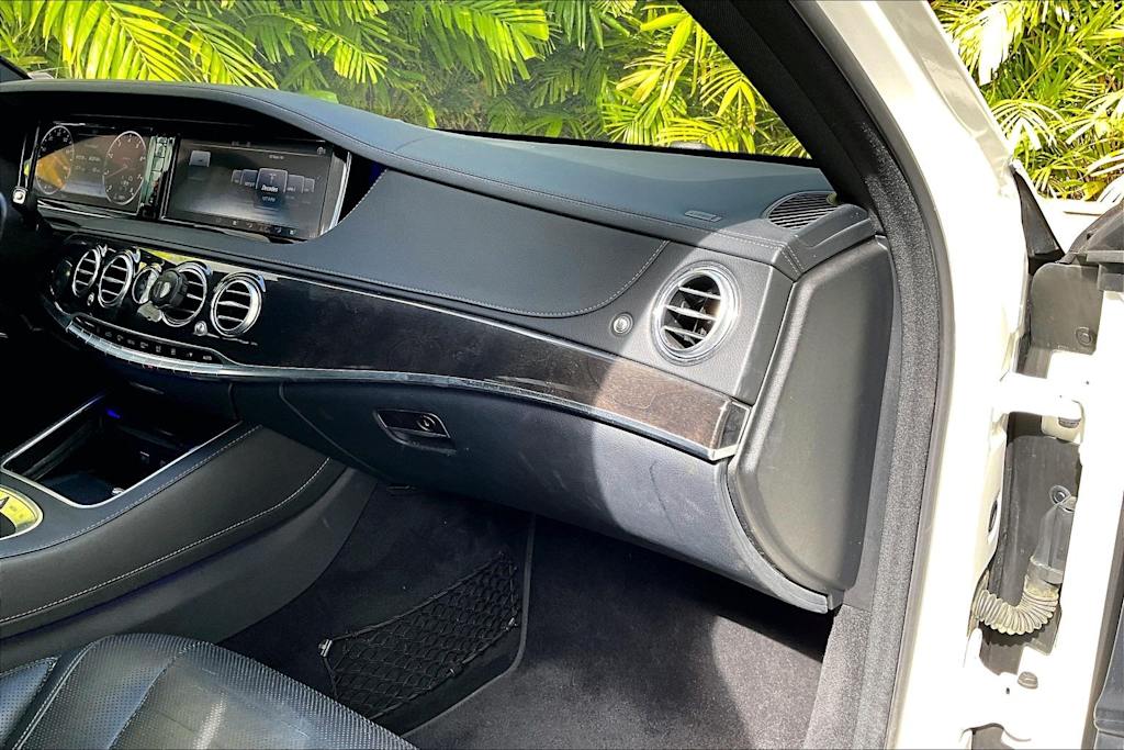Thumbnail: 2016 Mercedes-Benz S-Class - 24
