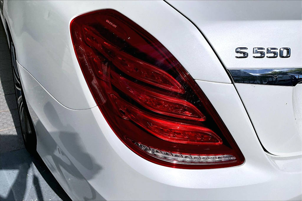 Thumbnail: 2016 Mercedes-Benz S-Class - 32
