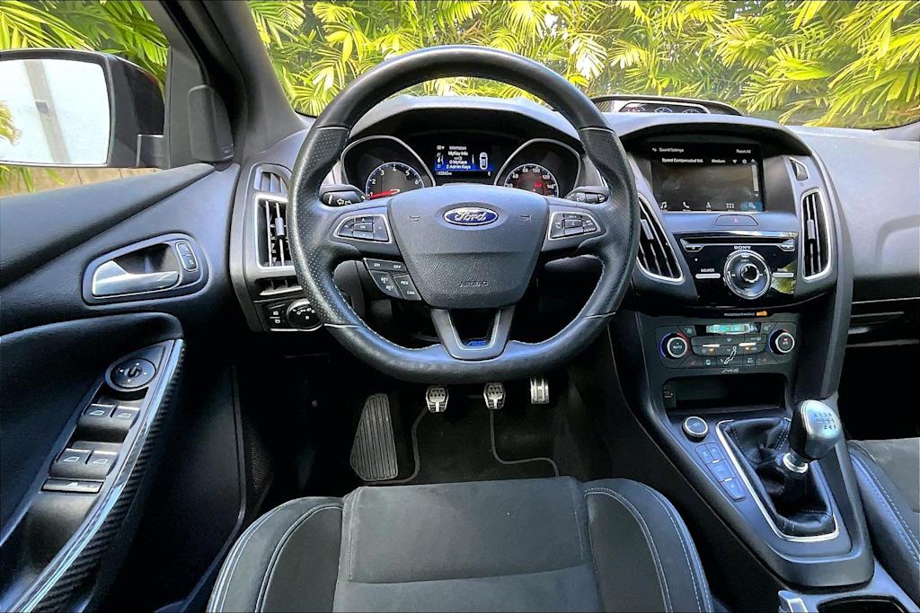 Thumbnail: 2018 Ford Focus - 14