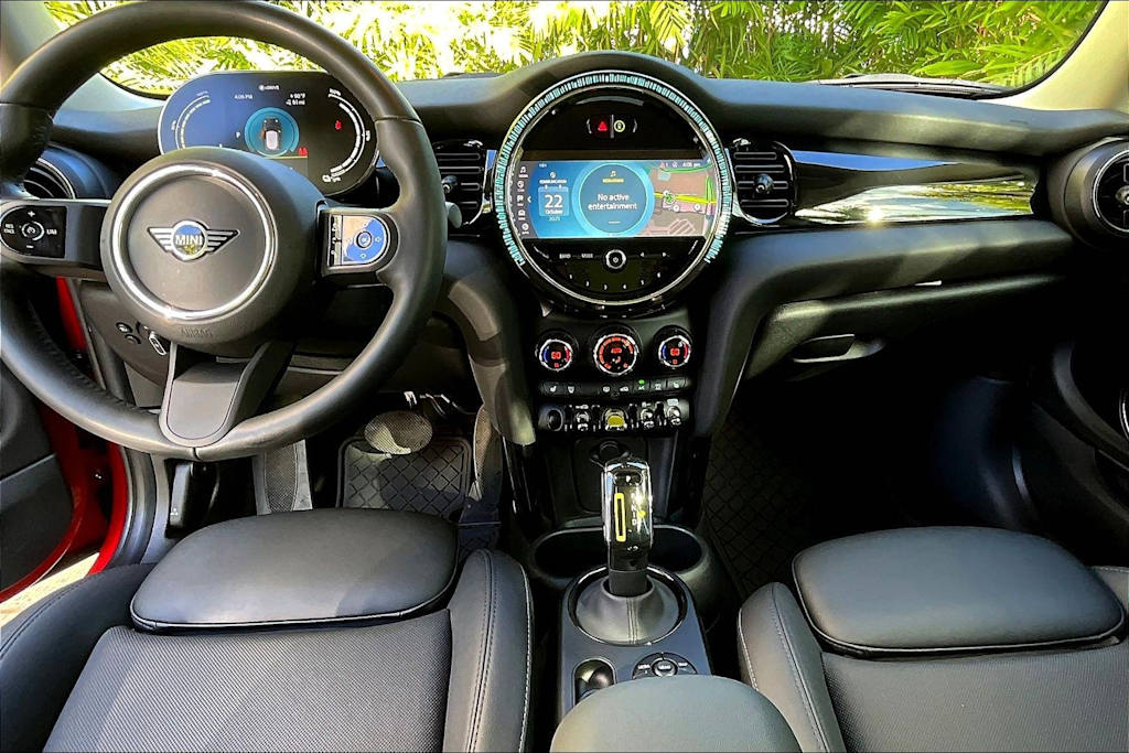 Thumbnail: 2024 MINI Cooper - 10