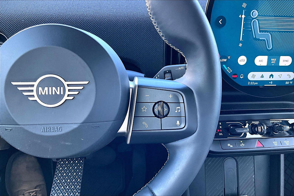 Thumbnail: 2025 MINI Cooper - 23