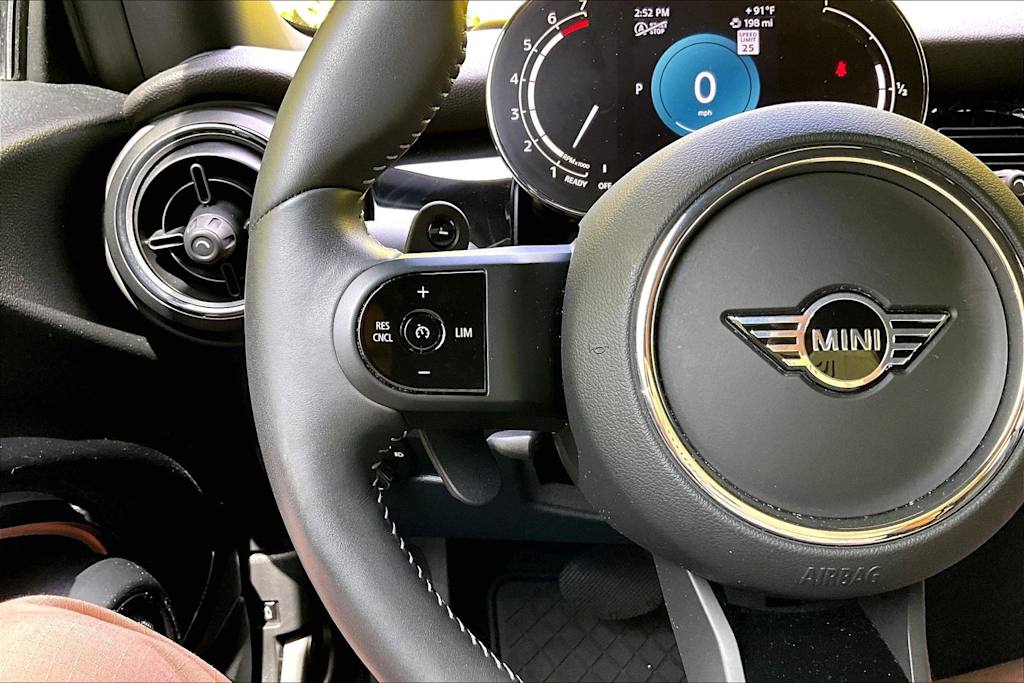 Thumbnail: 2024 MINI Cooper - 25