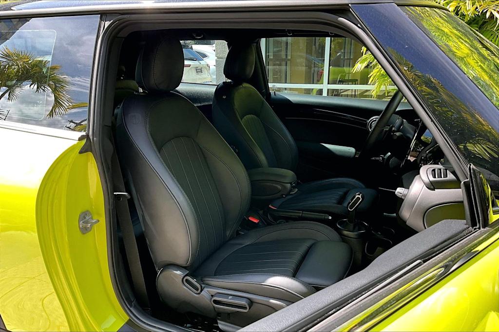 Thumbnail: 2024 MINI Cooper - 12