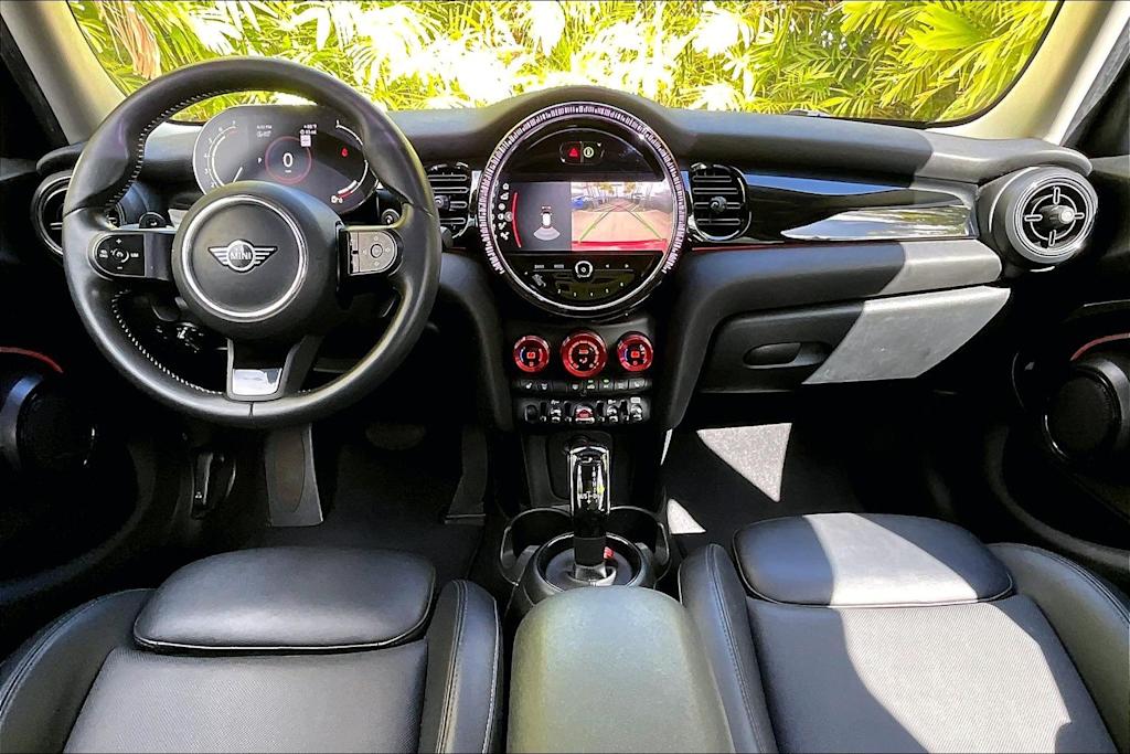 Thumbnail: 2022 MINI Cooper - 9