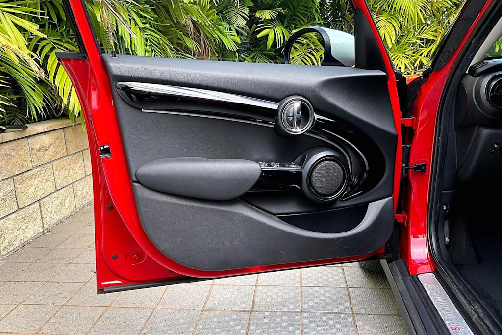 Thumbnail: 2022 MINI Cooper - 28