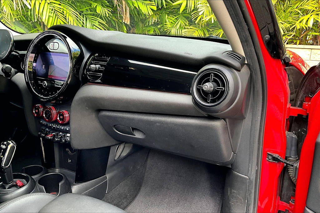 Thumbnail: 2022 MINI Cooper - 25