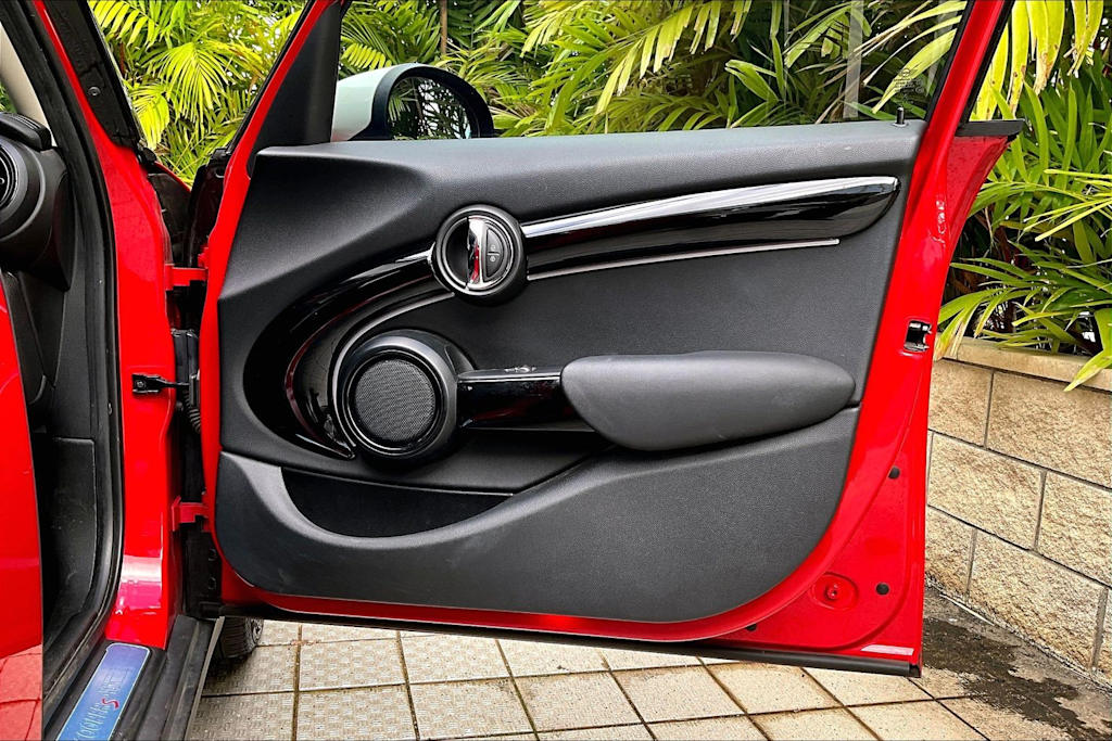 Thumbnail: 2022 MINI Cooper - 29