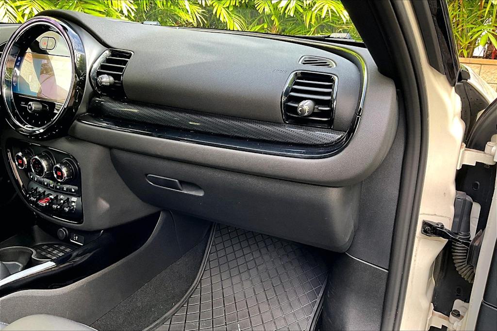 Thumbnail: 2023 MINI Cooper Clubman - 24