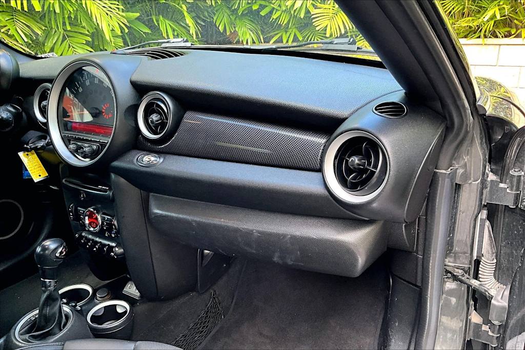 Thumbnail: 2015 MINI Cooper - 23