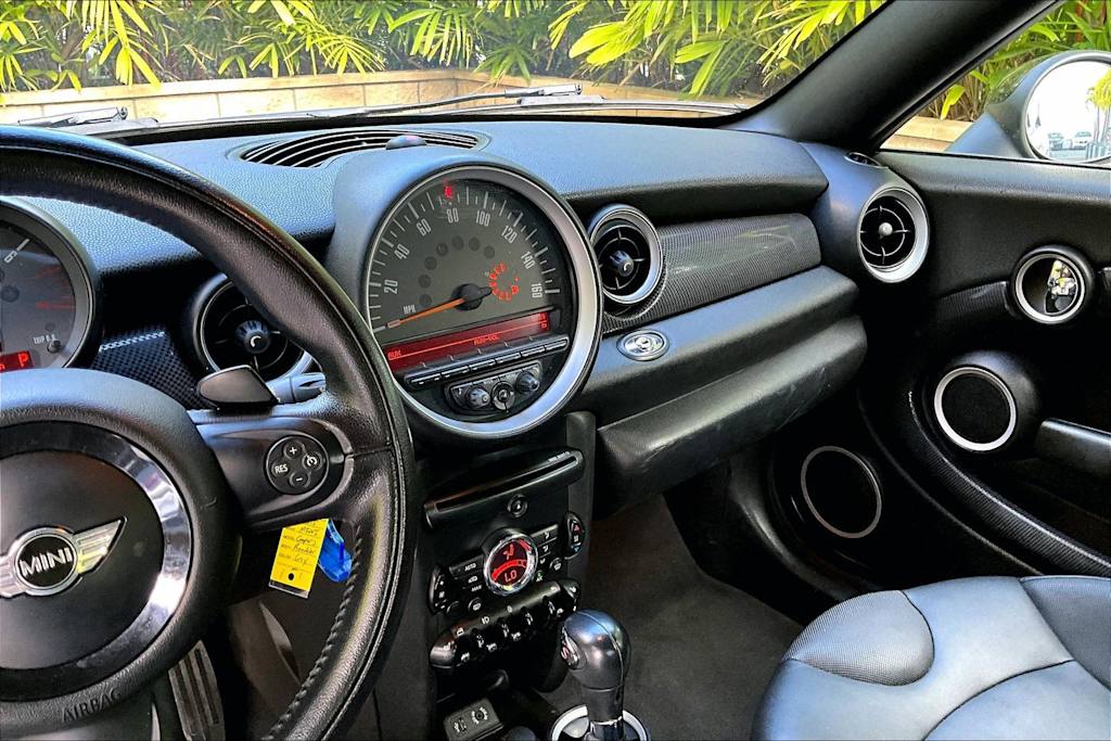 Thumbnail: 2015 MINI Cooper - 13