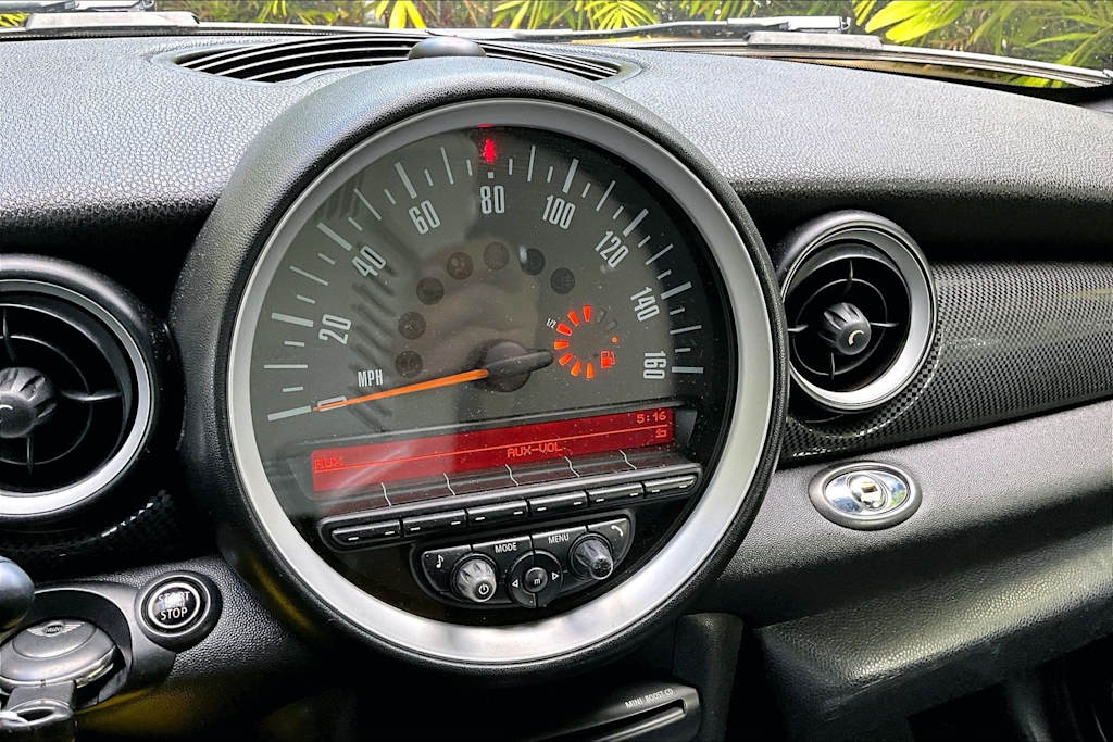Thumbnail: 2015 MINI Cooper - 14