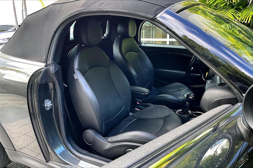 Thumbnail: 2015 MINI Cooper - 10