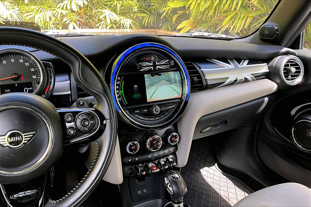 Thumbnail: 2019 MINI Cooper - 14
