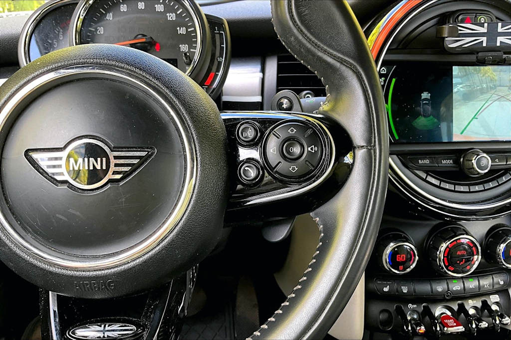 Thumbnail: 2019 MINI Cooper - 25