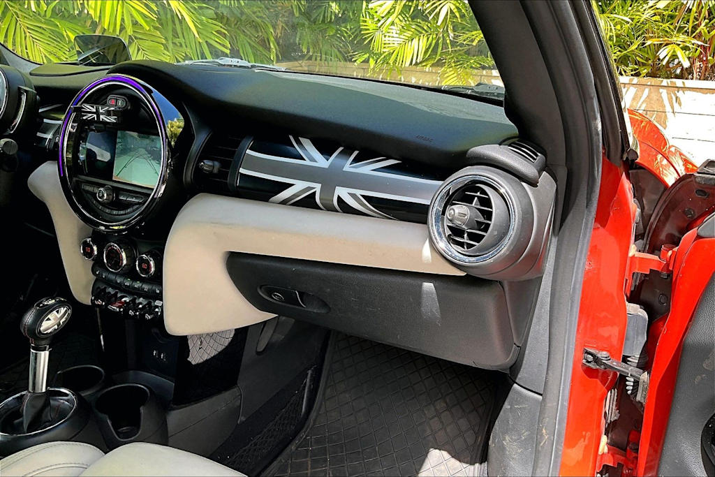 Thumbnail: 2019 MINI Cooper - 23