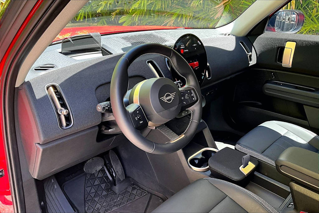 Thumbnail: 2025 MINI Cooper Countryman - 2