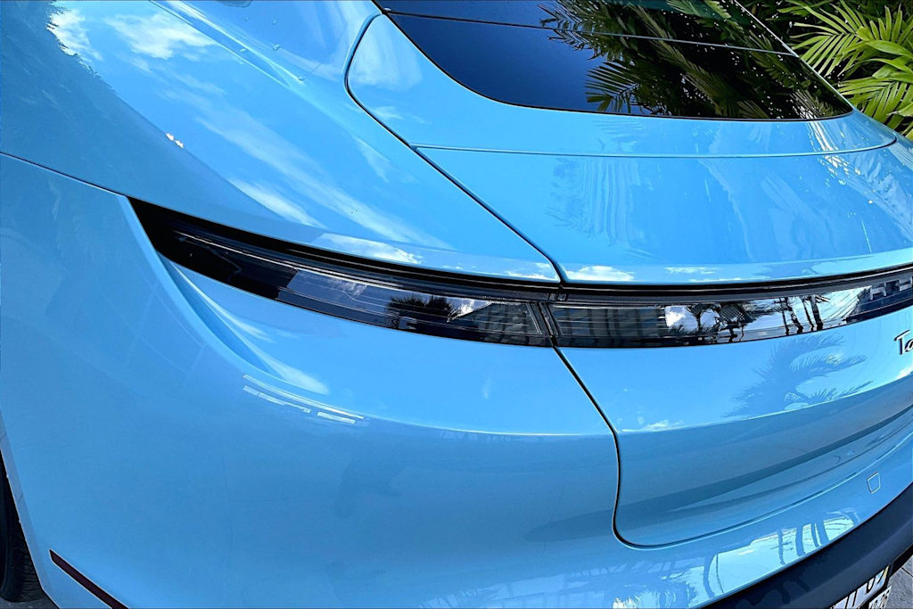 Thumbnail: 2023 Porsche Taycan - 32