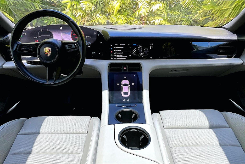 Thumbnail: 2021 Porsche Taycan - 8