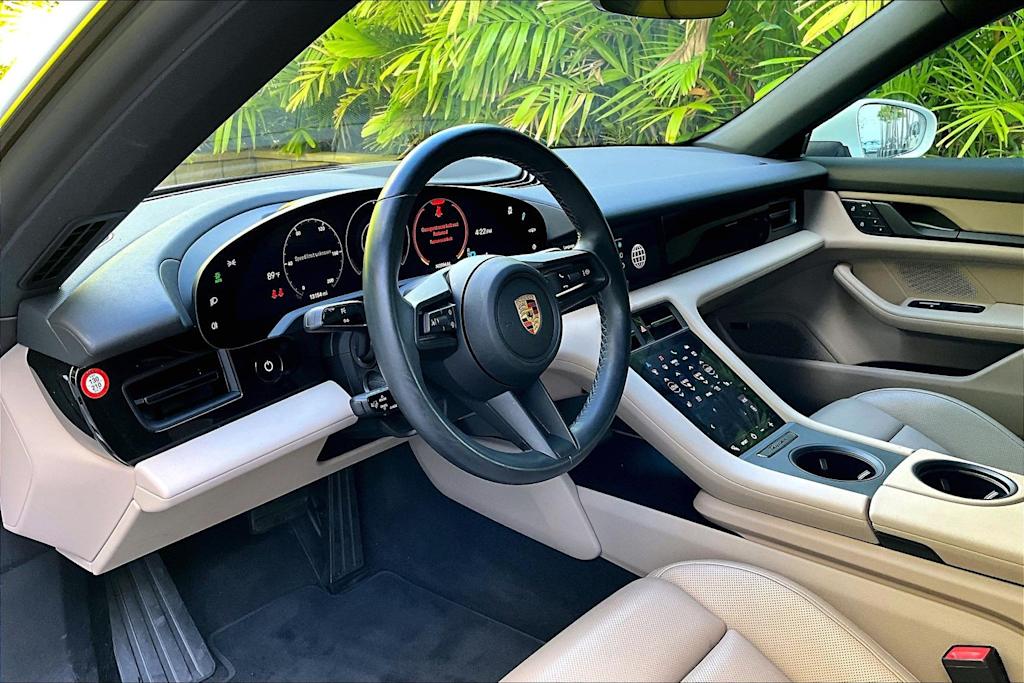 Thumbnail: 2023 Porsche Taycan - 2