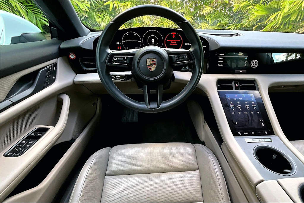 Thumbnail: 2023 Porsche Taycan - 12