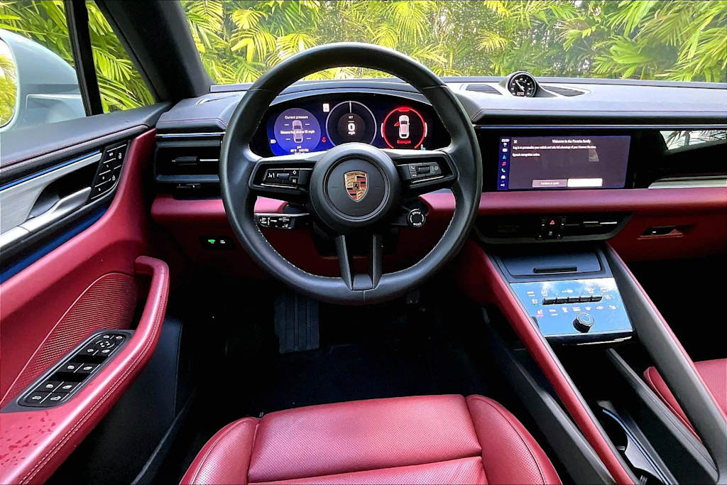 Thumbnail: 2024 Porsche Macan - 13