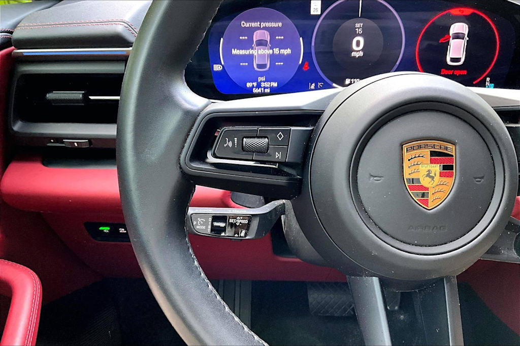 Thumbnail: 2024 Porsche Macan - 25