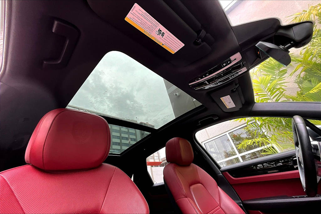 Thumbnail: 2021 Porsche Cayenne - 30