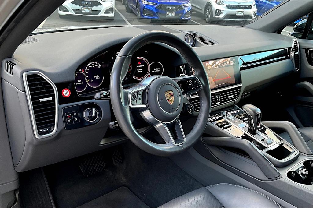 2022 Porsche Cayenne Platinum Edition 2