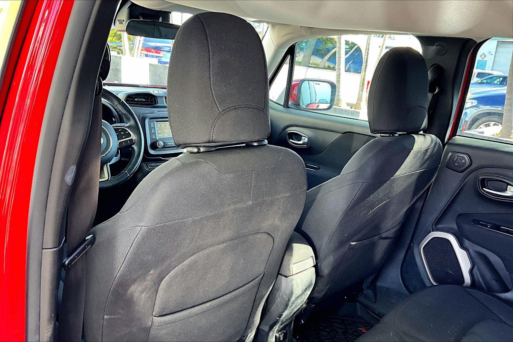 Thumbnail: 2015 Jeep Renegade - 12