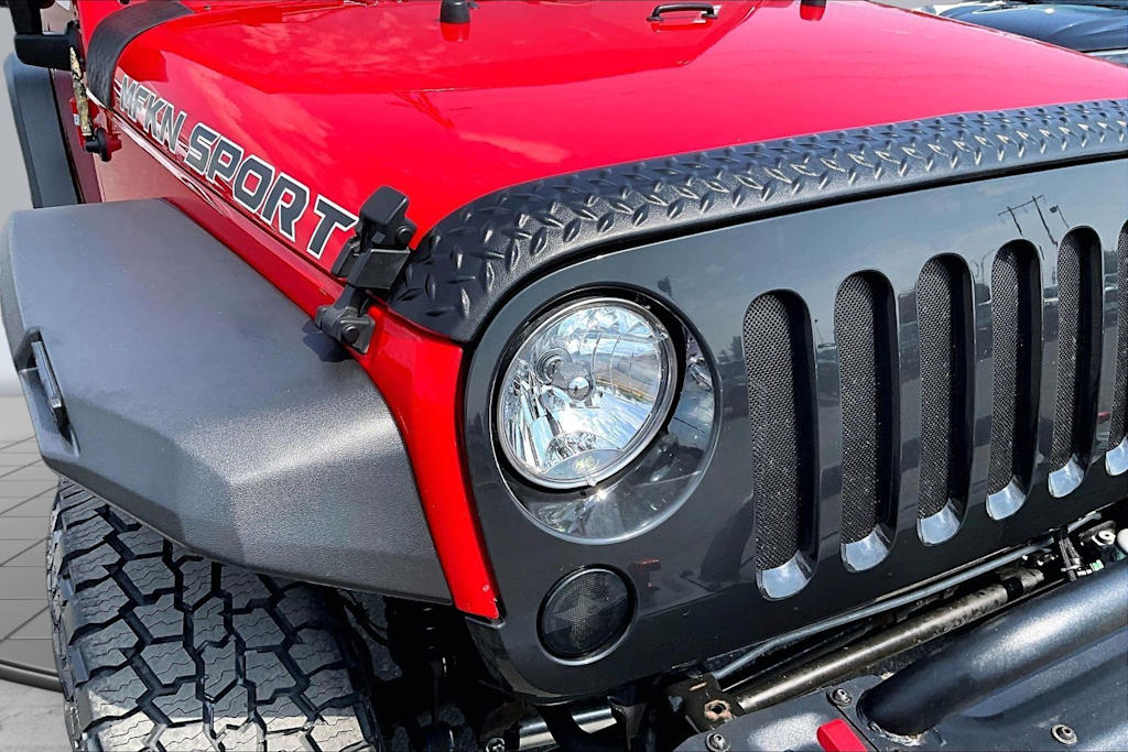 Thumbnail: 2015 Jeep Wrangler - 29