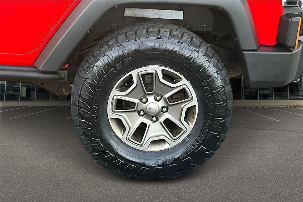 Thumbnail: 2016 Jeep Wrangler - 36