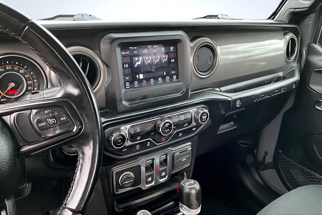 Thumbnail: 2021 Jeep Wrangler - 15