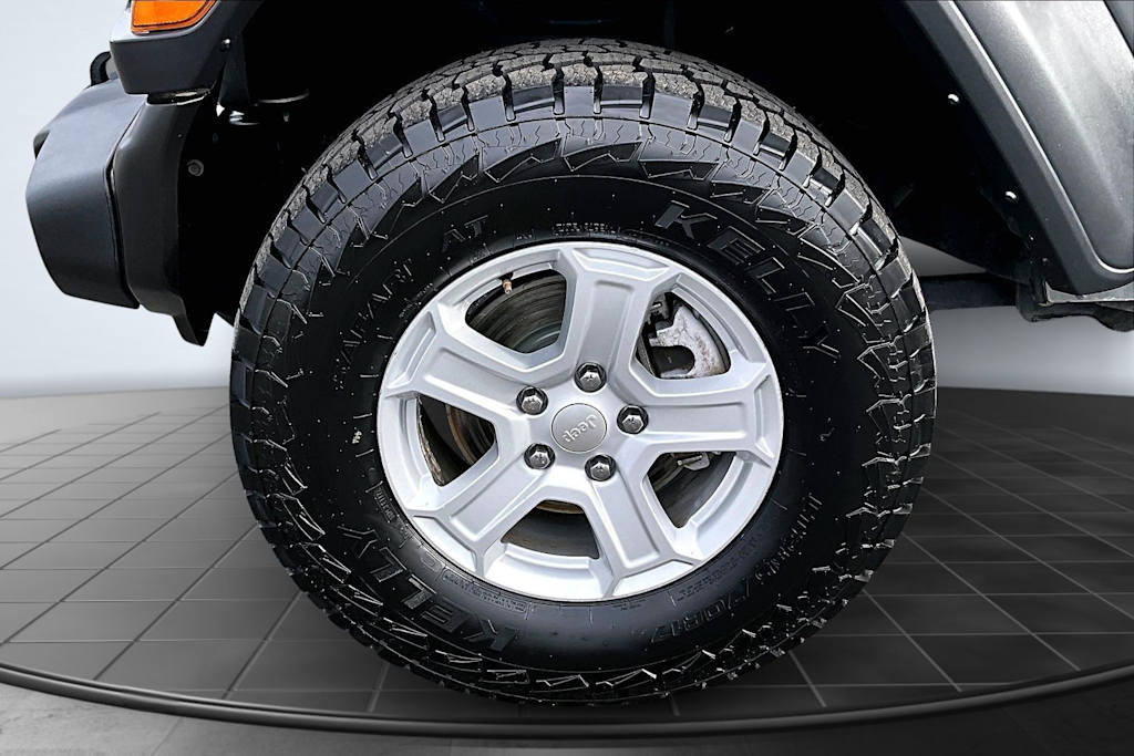 Thumbnail: 2021 Jeep Wrangler - 8