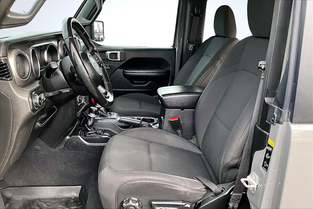 Thumbnail: 2021 Jeep Wrangler - 11