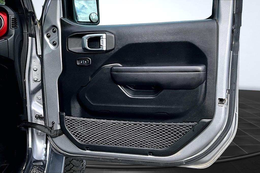 Thumbnail: 2020 Jeep Wrangler - 27