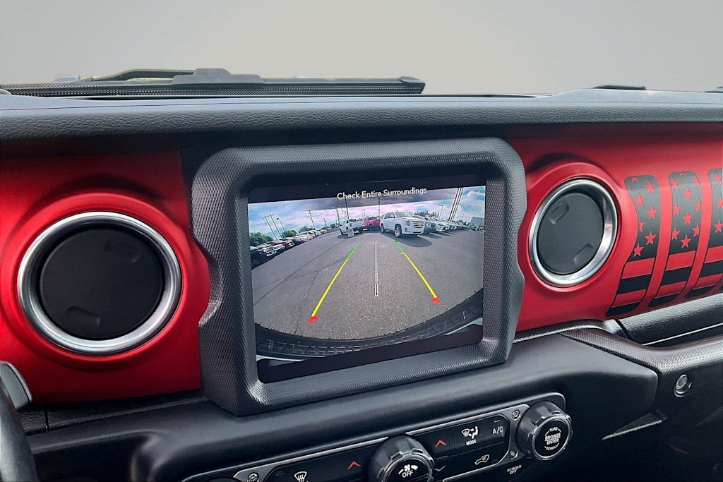 Thumbnail: 2020 Jeep Wrangler - 25