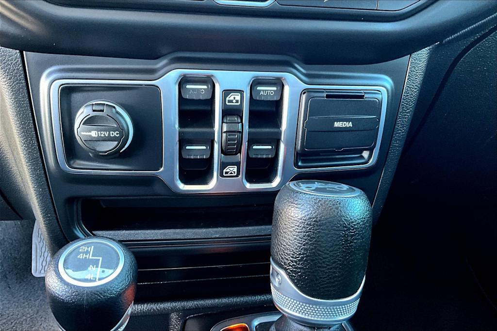 2018 Jeep Wrangler Unlimited Sport 33