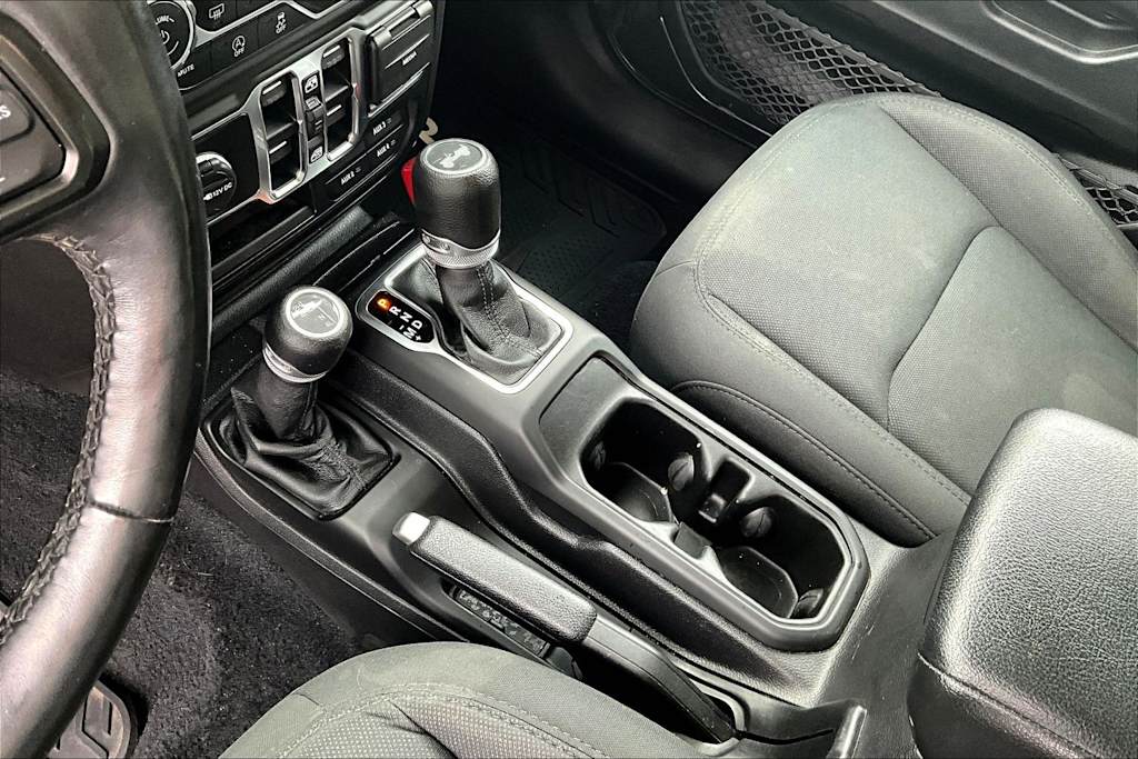 Thumbnail: 2020 Jeep Wrangler - 16