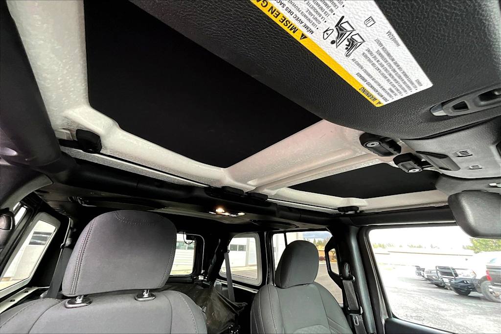 Thumbnail: 2020 Jeep Wrangler - 28