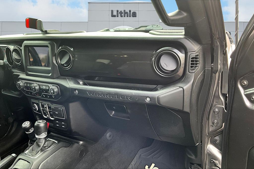 Thumbnail: 2020 Jeep Wrangler - 22