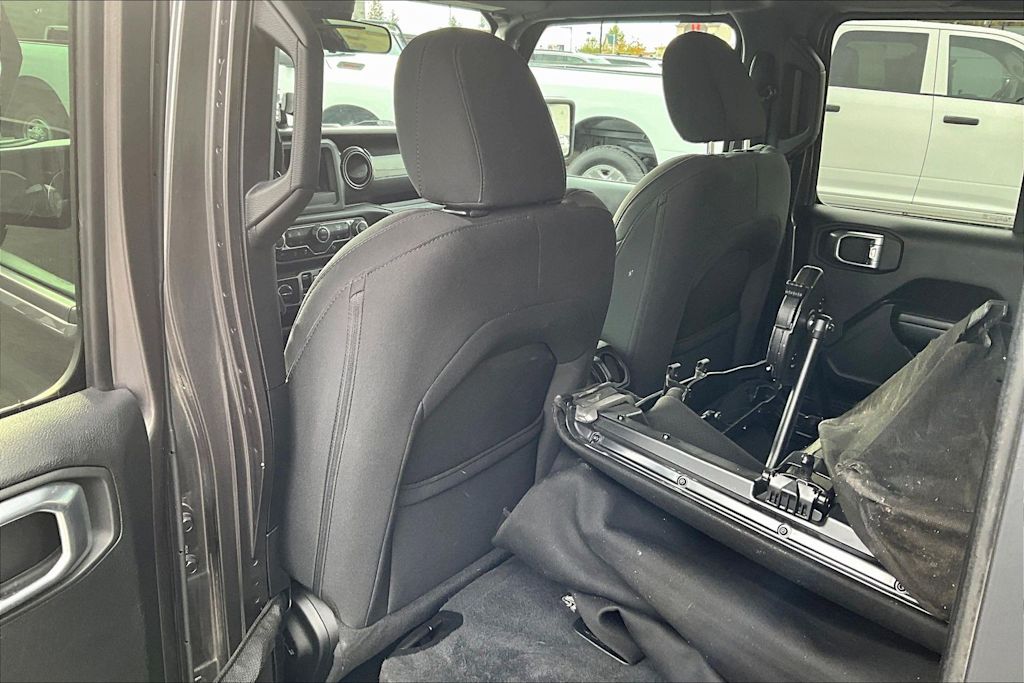 Thumbnail: 2020 Jeep Wrangler - 13